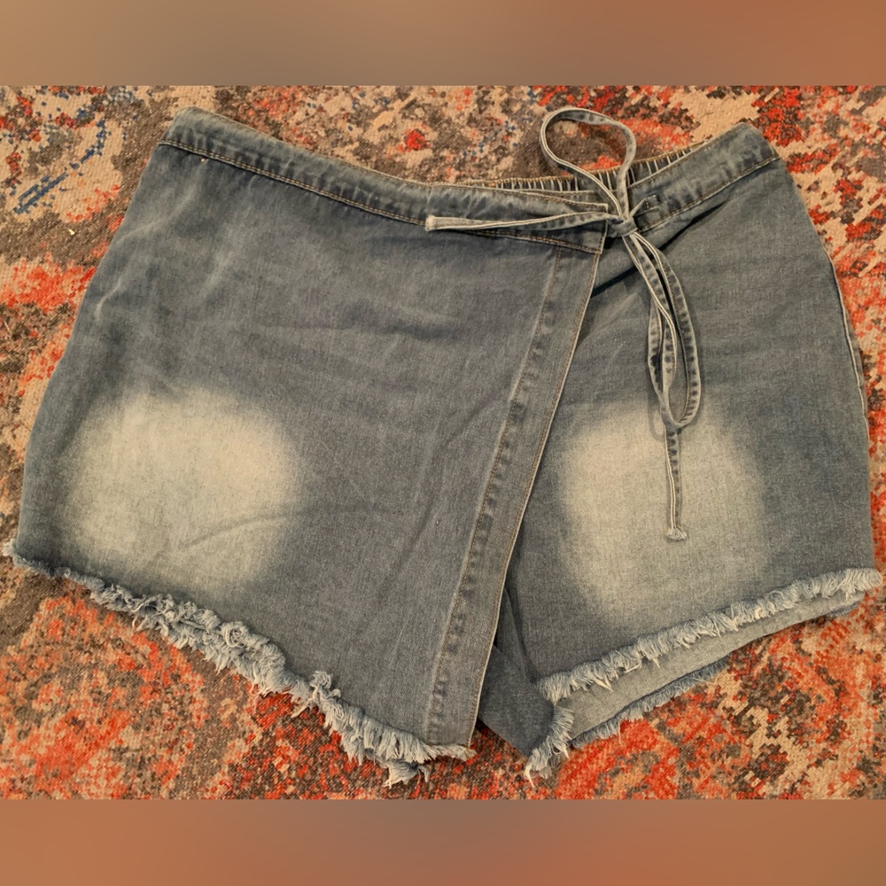 Denim skort stretchy elastic waistband size 20